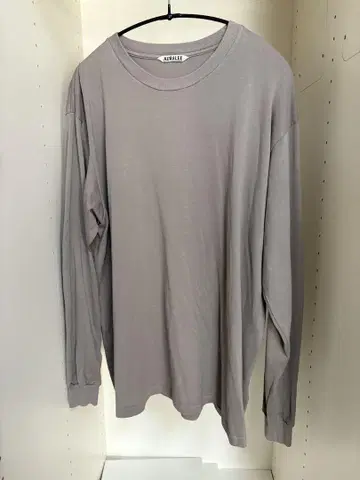 AURALEE LUSTER PLAITING L/S TEE (브라운)
