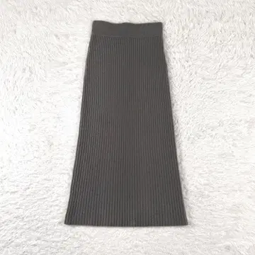 새상품급 두지엠 클라세 캐시미어 100% 리브 니트 롱 스커트