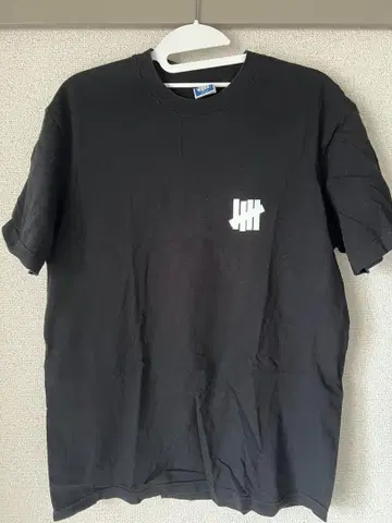 UNDEFEATED 블랙 T셔츠 M