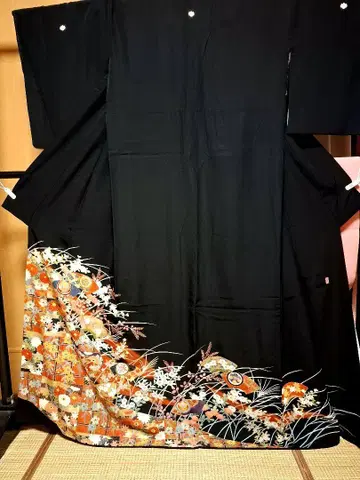 블랙 전통 예복 기모노 사계절 꽃