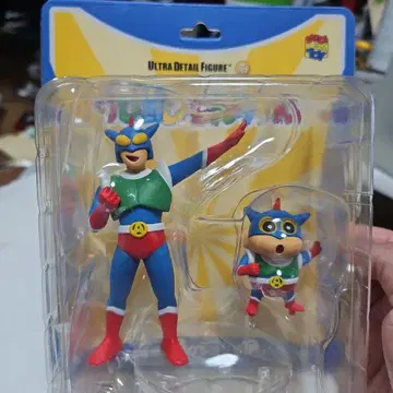 UDF 762 액션 가면 피규어