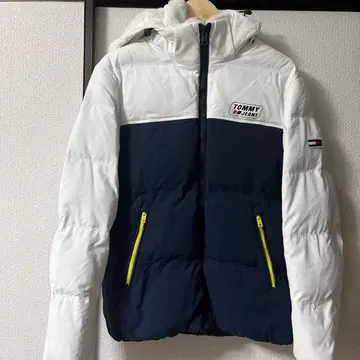 TOMMY 후드 부착 다운 자켓
