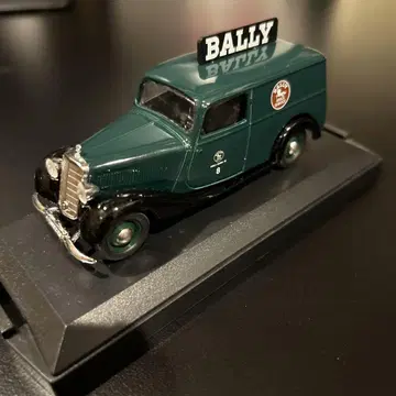 VITESSE사제 BALLY 미니카