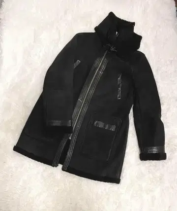 theory luxe 띠어리 럭스 리얼 무스탕 코트 사이즈 40