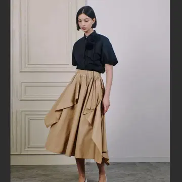 택 포함 새상품 LOULOU WILLOUGHBY 스커트
