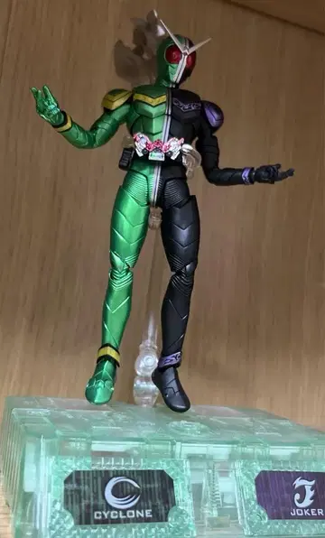 S.H.Figuarts 가면라이더 W 사이클론 조커 후토 탐정 ver