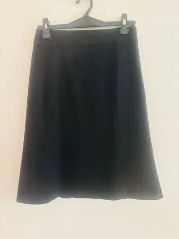 Black 스커트 무릎 기장