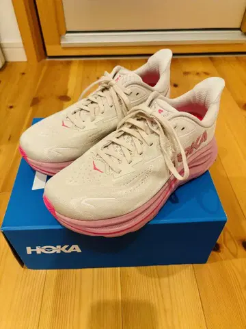 호카 클리프턴 10 와이드 22.5cm 핑크