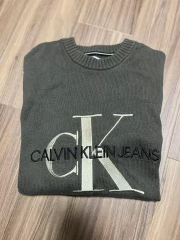 CALVIN KLEIN JEANS 크루넥 니트