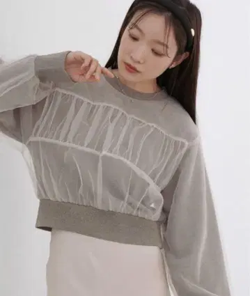 Bab 숏 기장 튤 레이어드 맨투맨