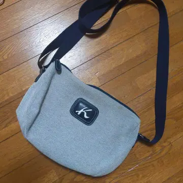 K 브랜드 숄더백 그레이