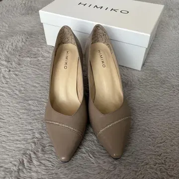 HIMIKO 베이지 스틸레토 펌프스