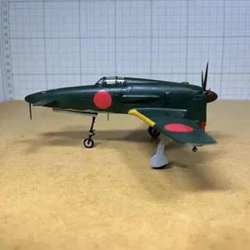 하세가와 1/72 18 신덴 완성품