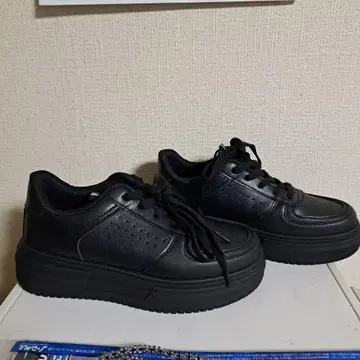 블랙 플랫폼 스니커즈 S 사이즈