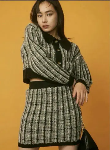 에모다 EMODA 트위드 니트 투피스 가디건 타이트 스커트