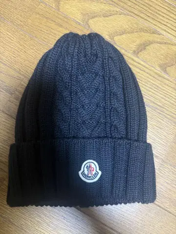 MONCLER 블랙 니트 모자
