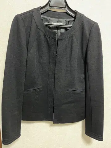 BARNEYS NEWYORK 노카라 자켓 38 블랙