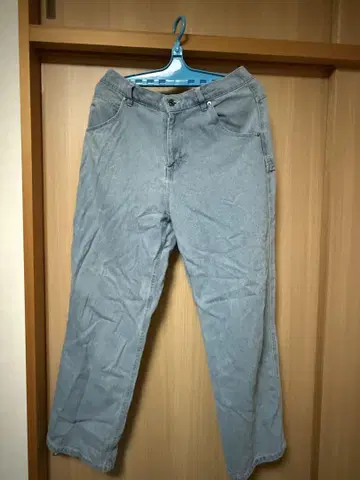 라이트 블루 스트레이트 데님 팬츠