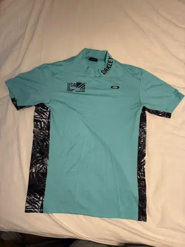 OAKLEY 스카이블루 모크넥 셔츠 USA 로고
