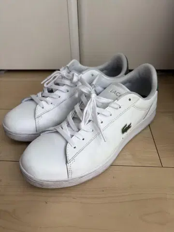 Lacoste 화이트 가죽 스니커즈