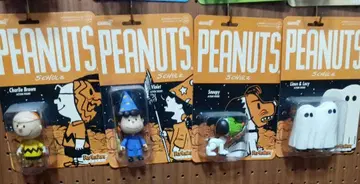 미개봉 새상품 PEANUTS SUPER7 피규어 할로윈 전 4종