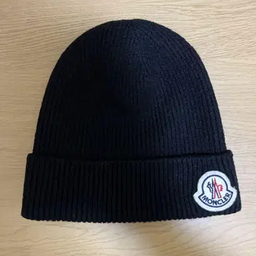 MONCLER 블랙 니트 모자