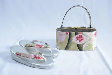일본 의류용 가방 꽃무늬 블랙 금 핑크