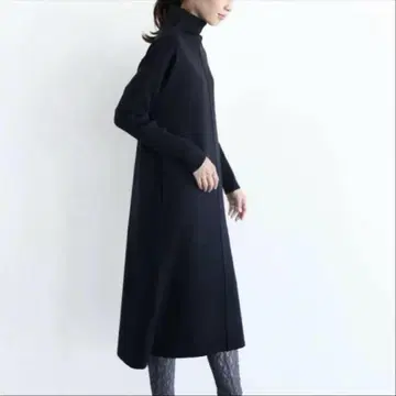 새상품 soeur7 블랙 보틀넥 니트 롱 원피스 야마다야