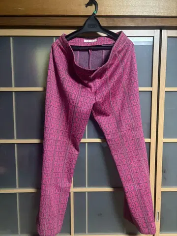 기하학 패턴 핑크 슬림 슬랙스