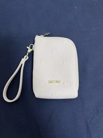 마리콴트 MARY QUANT 파우치
