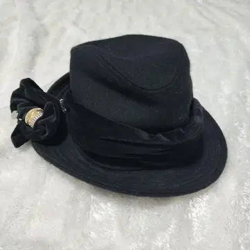 CA4LA 블랙 울 햇 플라워 장식 포함