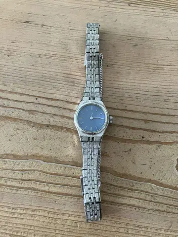 여성용 SEIKO 수동 와인딩 시계 블루 다이얼 쇼와 레트로
