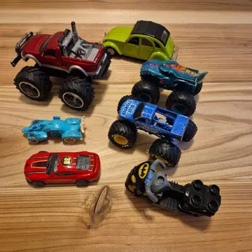 Hot Wheels BKT 몬스터 트랙 세트