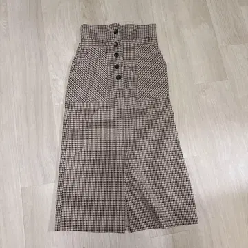 BABYLONE 체크 무늬 타이트 스커트