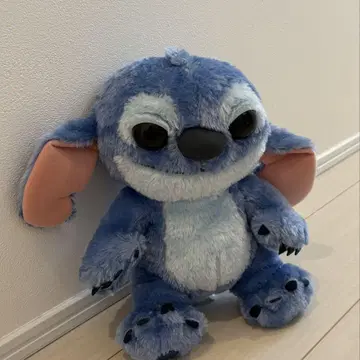 스티치 봉제 인형