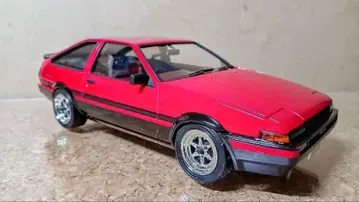 AE86 토레노 전반기 빨간색 블랙 도금 휠 1/24 완성품