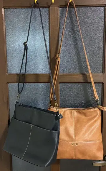 블랙 & 브라운 숄더백 합성 피혁 2개 세트