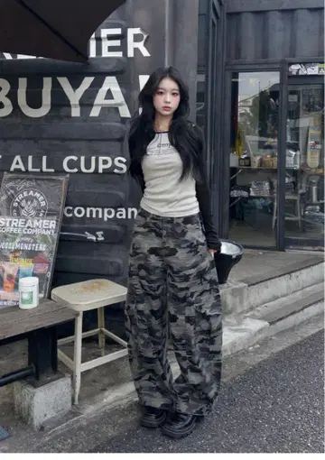 새상품 emmy 카모플라쥬 와이드 팬츠