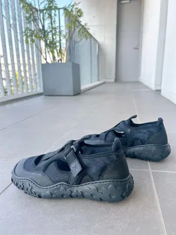 [ Cecilie Bahnsen ] 세실리 반센 스니커즈 블랙