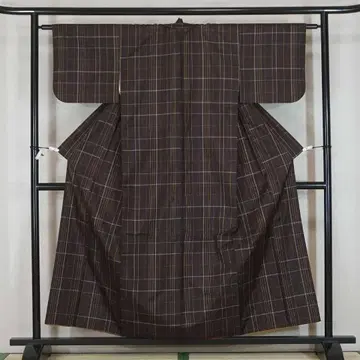짙은 갈색 격자 무늬 오시마 명주 캐주얼 155cm a586