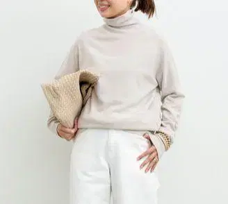 두지엠 클라세 뮤즈 CAPRI 터틀넥 풀오버