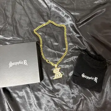 Supplier 골드 로고 펜던트 목걸이