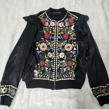 ZARA 럭셔리 비즈 자수 프릴 자켓 블랙 S