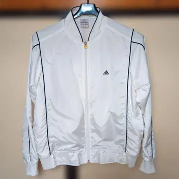만국기 택 adidas 화이트 집업 자켓