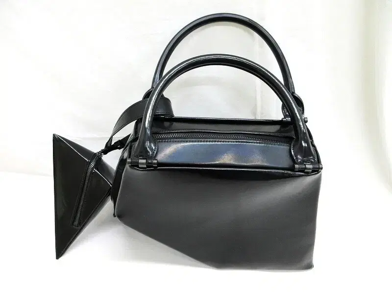 Issey Miyake design handbag
