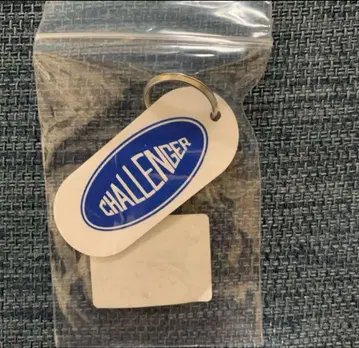 CHALLENGER 챌린저 키링 화이트