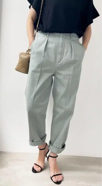 Spick and Span 페이드 컬러 스트레치 턱 팬츠