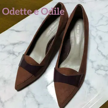 Odette e Odile 오데뜨 앤 오딜 스웨이드 펌프스 22cm