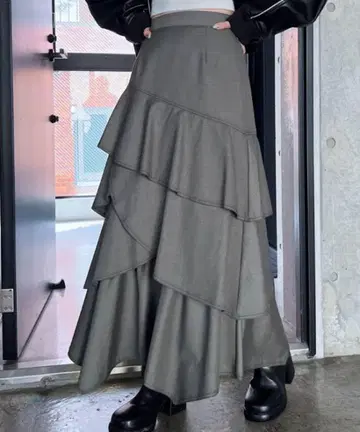 PAGEBOY 스티치 티어드 플레어 스커트