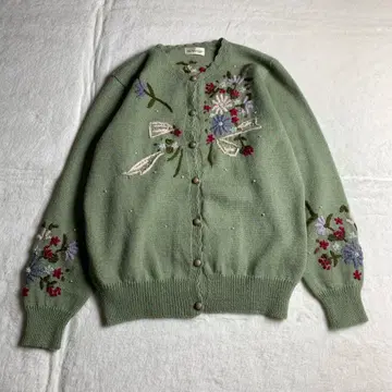 [ 니트 가디건 자수 보태니컬 무늬 비즈 탁한 그린 안감 없음 ]